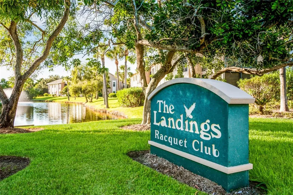 1690 Pine Harrier Circle Sarasota FL 34231