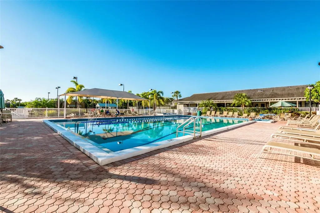 1690 Pine Harrier Circle Sarasota FL 34231