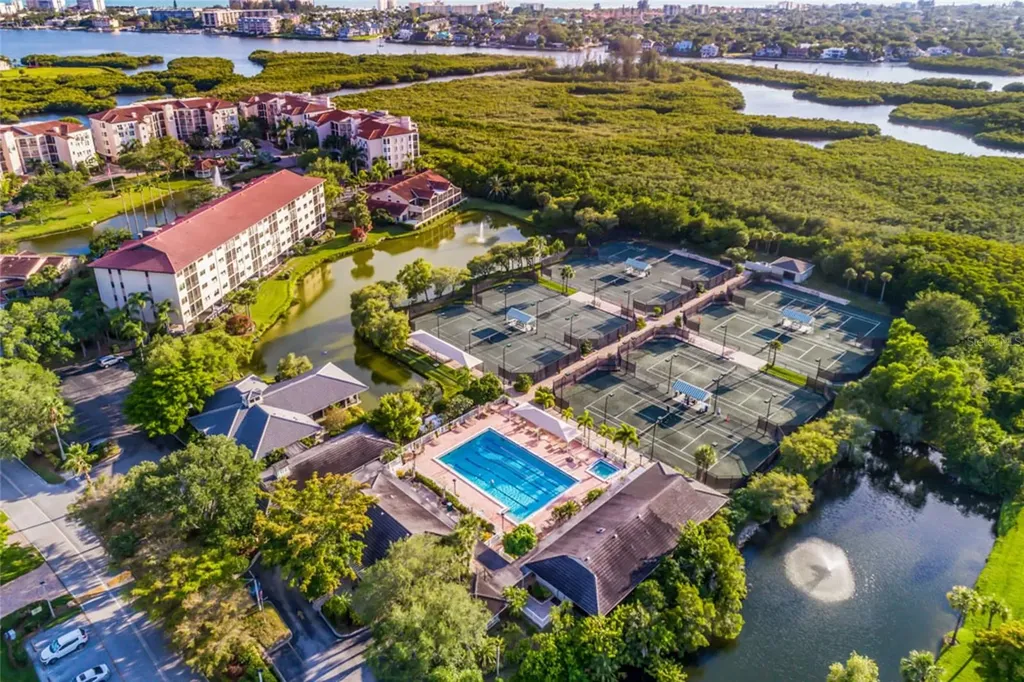 1690 Pine Harrier Circle Sarasota FL 34231