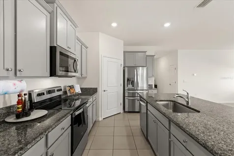 8104 Penrose Place Wildwood FL 34785
