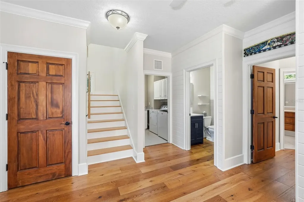580 W 10th Avenue Mount Dora FL 32757