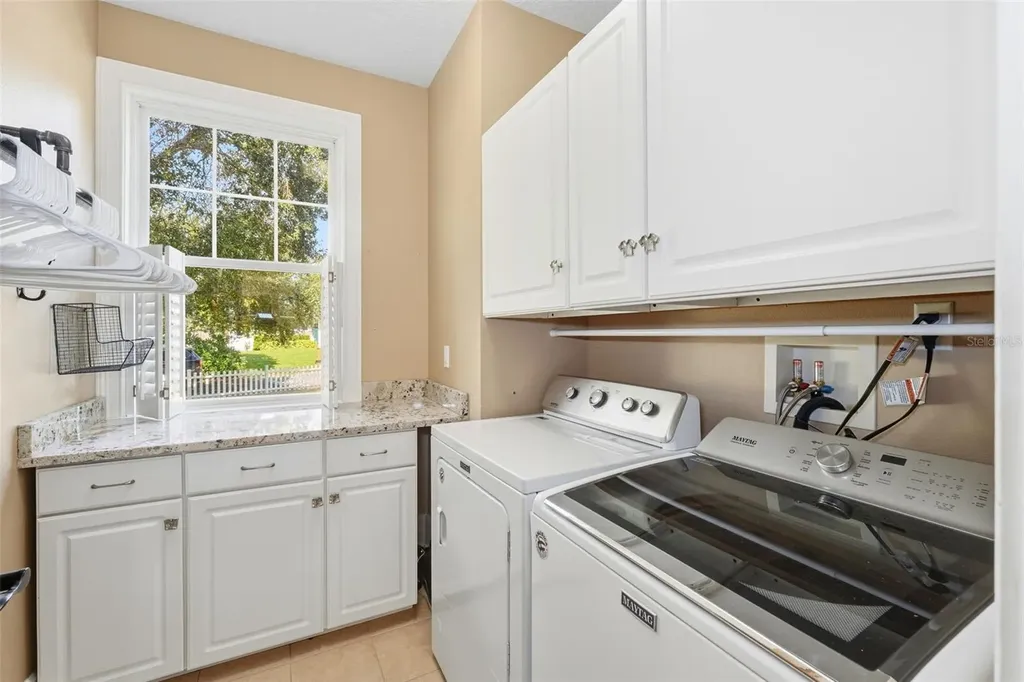 580 W 10th Avenue Mount Dora FL 32757