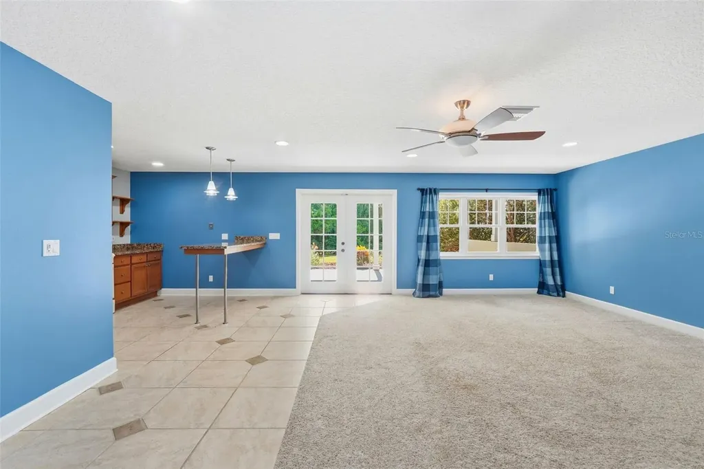 580 W 10th Avenue Mount Dora FL 32757