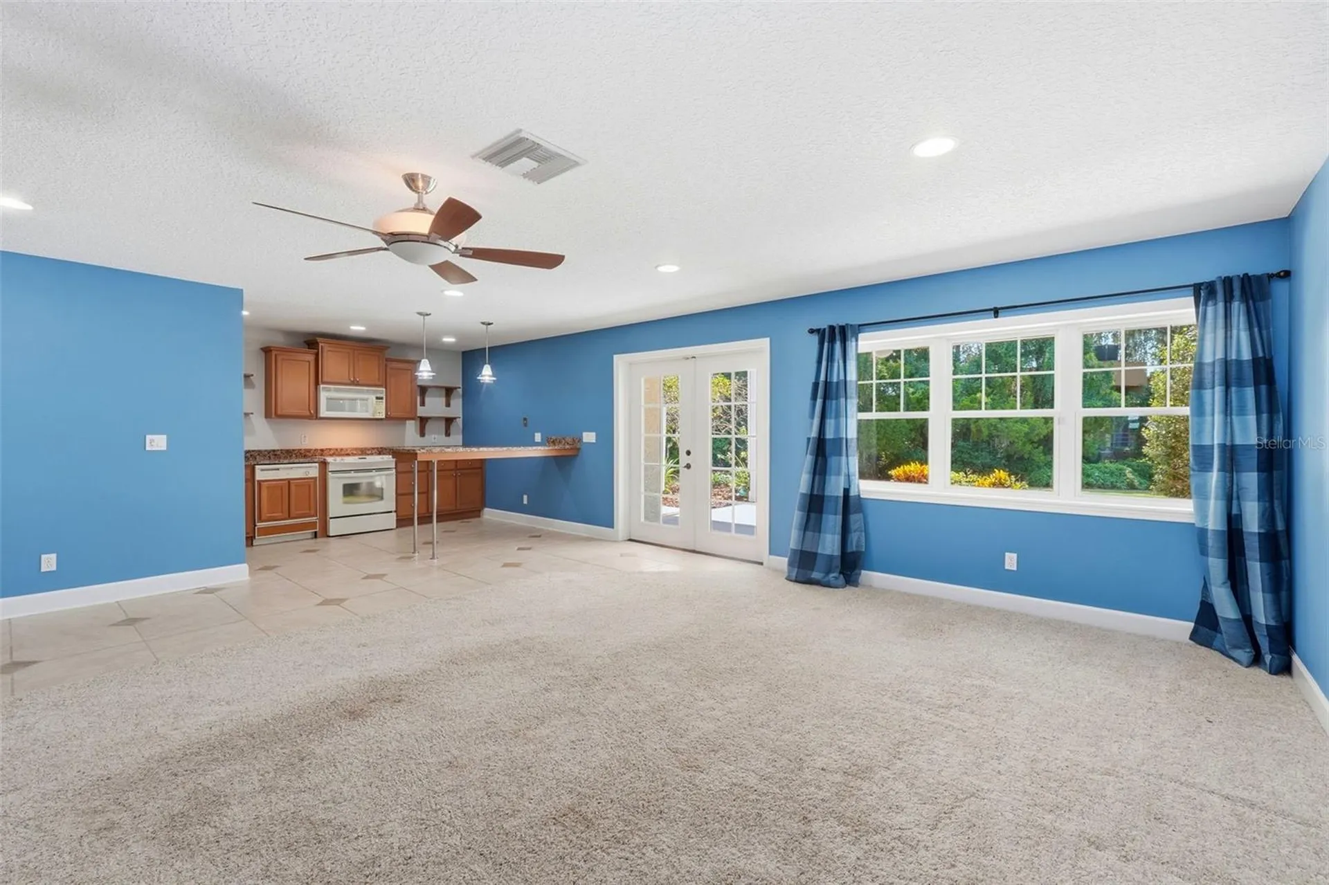580 W 10th Avenue Mount Dora FL 32757