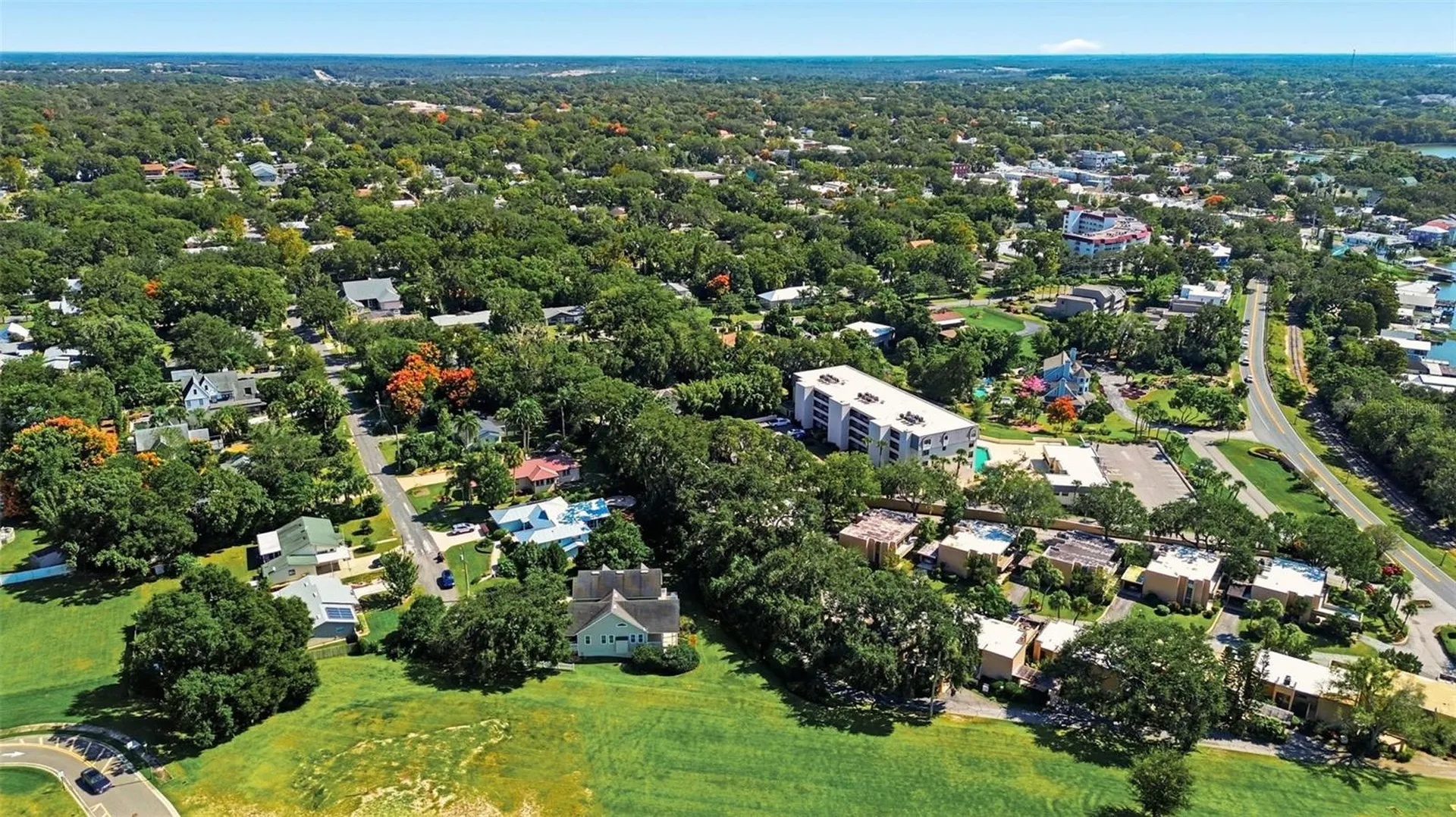 580 W 10th Avenue Mount Dora FL 32757