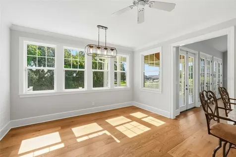 580 W 10th Avenue Mount Dora FL 32757