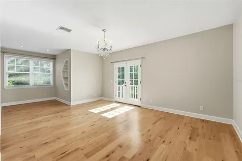 580 W 10th Avenue Mount Dora FL 32757