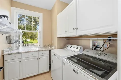 580 W 10th Avenue Mount Dora FL 32757