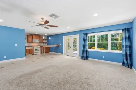 580 W 10th Avenue Mount Dora FL 32757