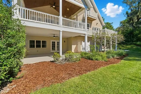 580 W 10th Avenue Mount Dora FL 32757