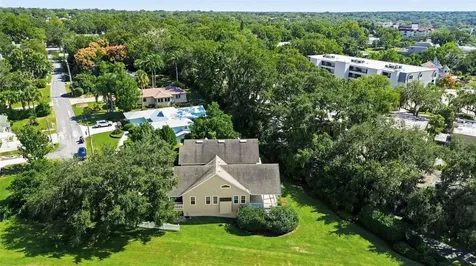 580 W 10th Avenue Mount Dora FL 32757