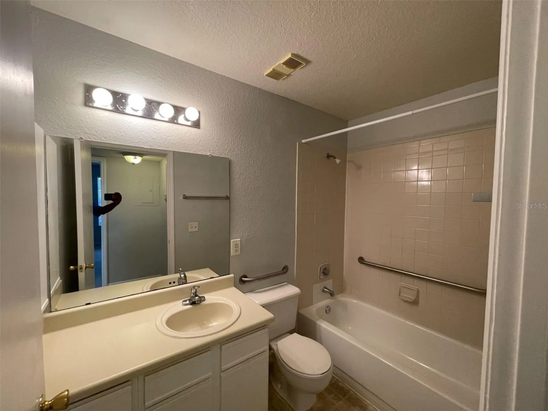 1063 S Hiawassee Road Orlando FL 32835