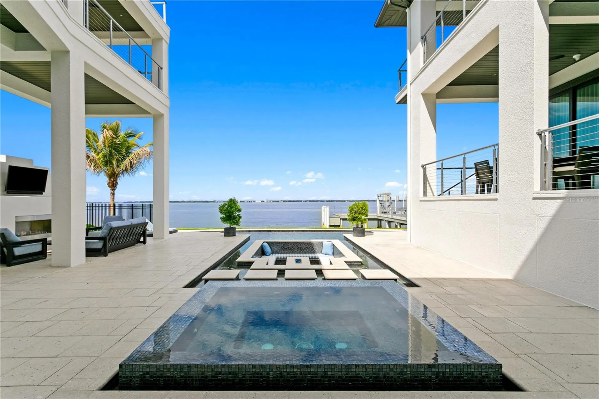82 Martinique Avenue Tampa FL 33606
