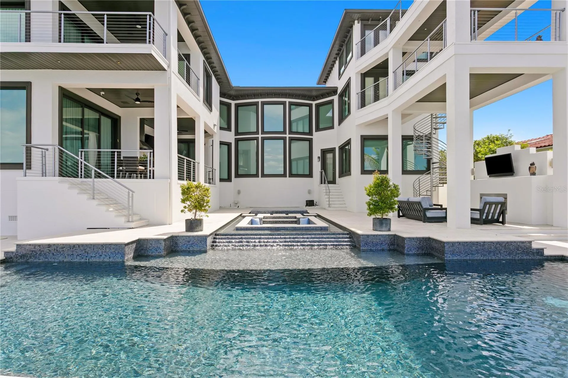 82 Martinique Avenue Tampa FL 33606