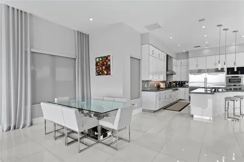 82 Martinique Avenue Tampa FL 33606