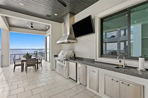 82 Martinique Avenue Tampa FL 33606