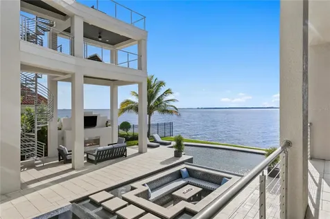 82 Martinique Avenue Tampa FL 33606