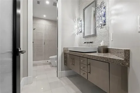 82 Martinique Avenue Tampa FL 33606