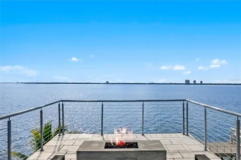 82 Martinique Avenue Tampa FL 33606