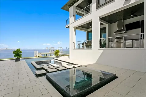 82 Martinique Avenue Tampa FL 33606