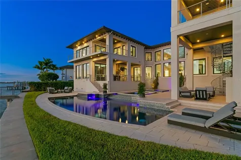 82 Martinique Avenue Tampa FL 33606