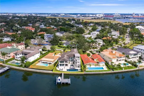 82 Martinique Avenue Tampa FL 33606