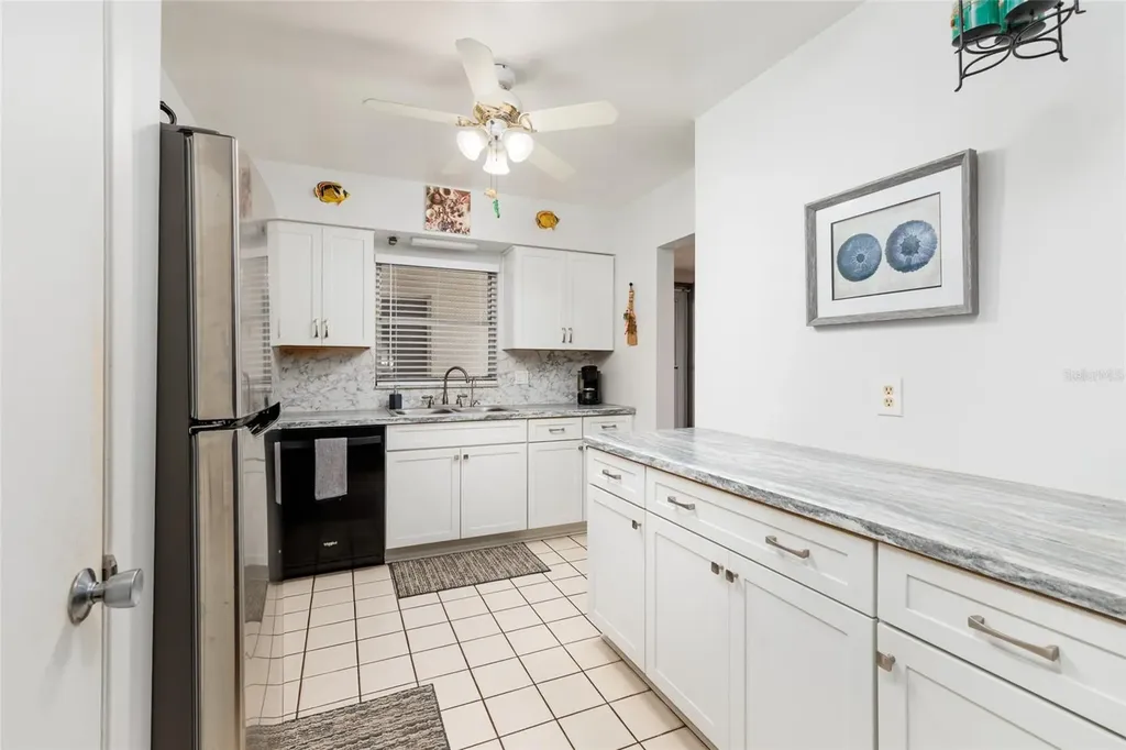 3789 46th Avenue S St Petersburg FL 33711