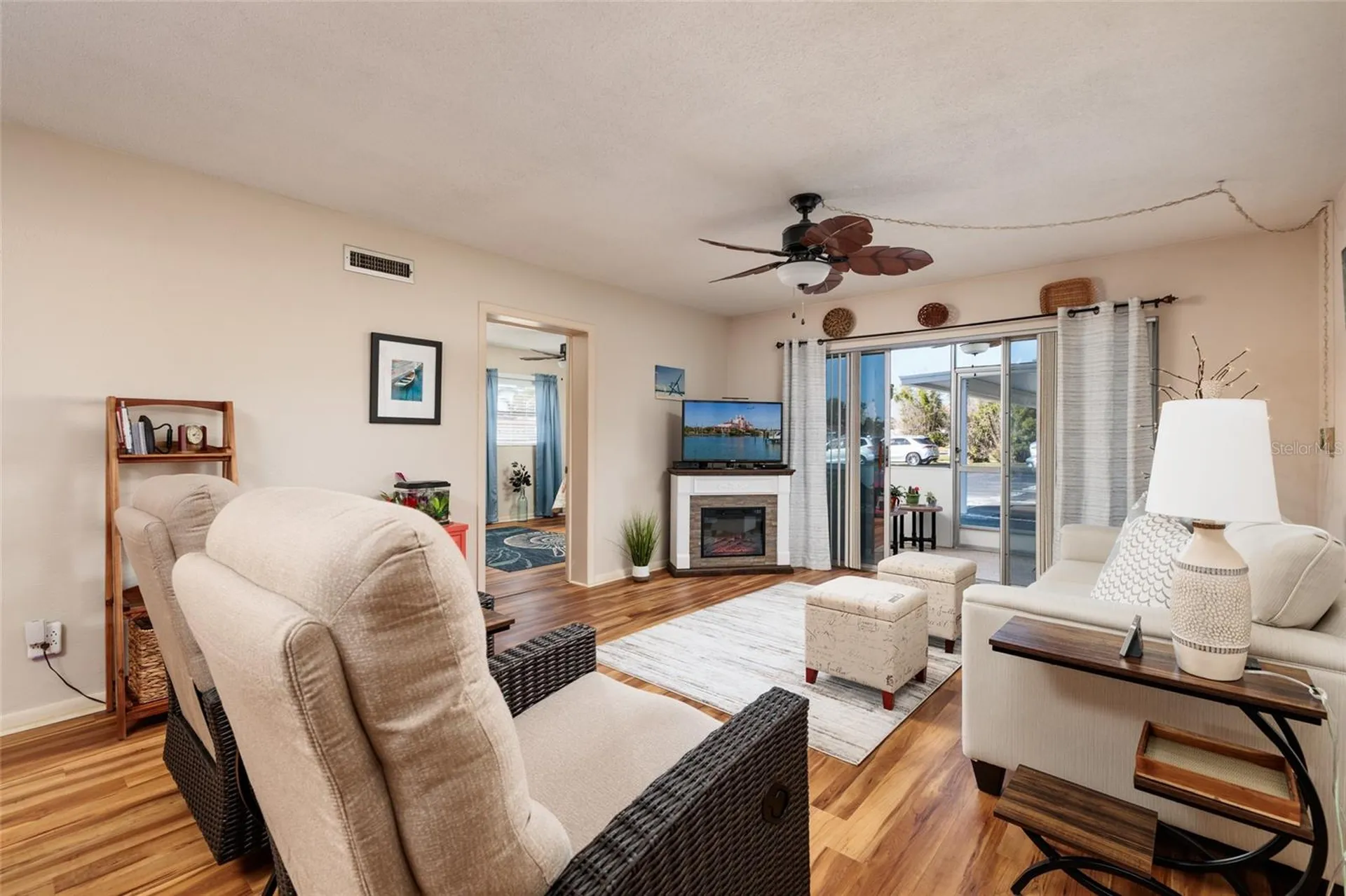 3789 46th Avenue S St Petersburg FL 33711