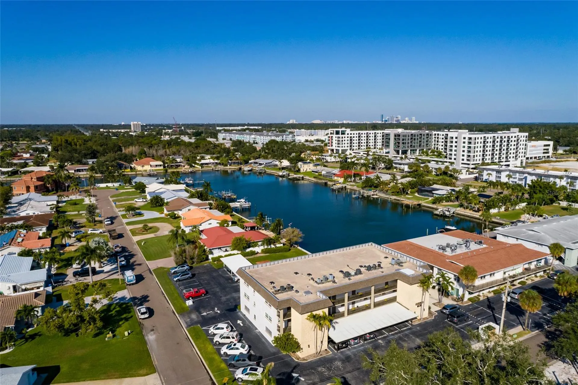 3789 46th Avenue S St Petersburg FL 33711