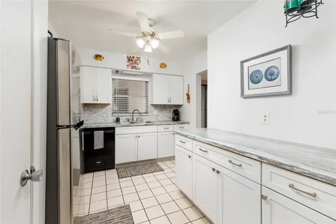 3789 46th Avenue S St Petersburg FL 33711