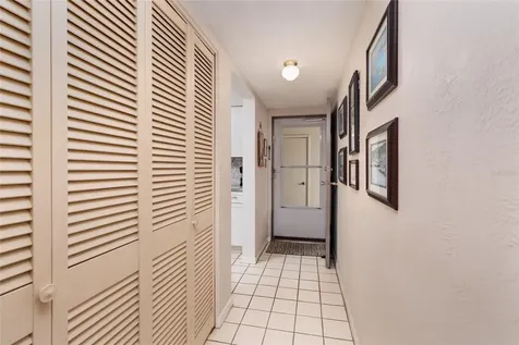 3789 46th Avenue S St Petersburg FL 33711