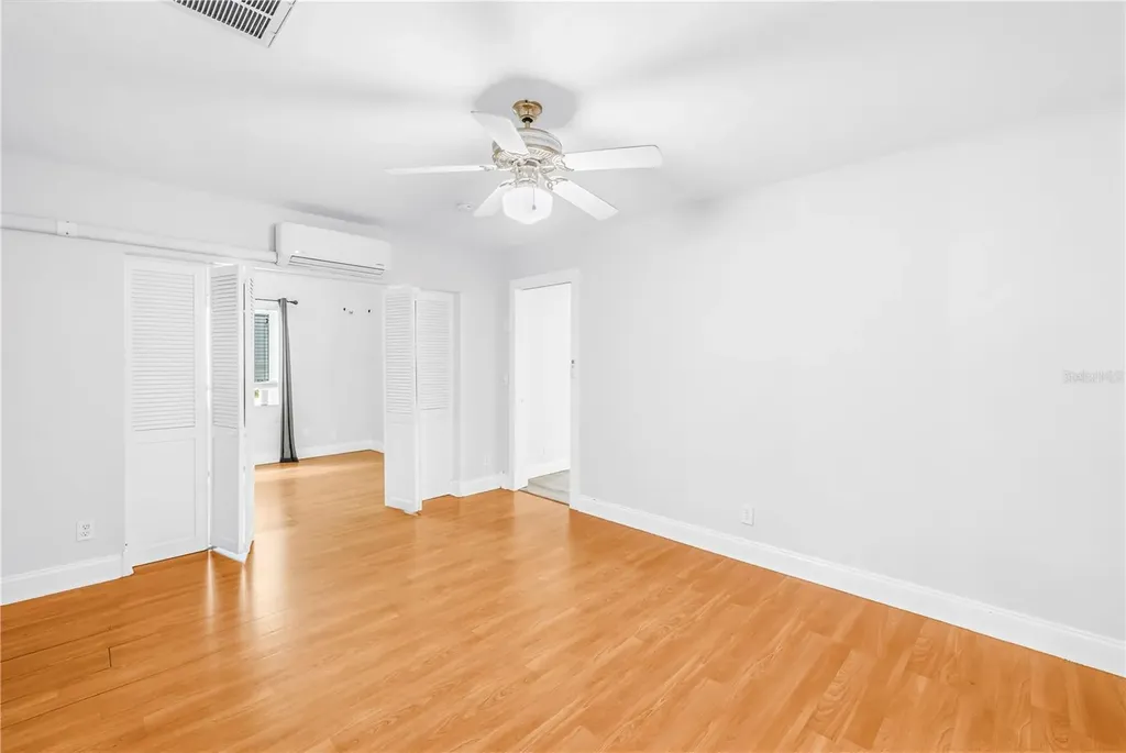 2856 65th Way N St Petersburg FL 33710