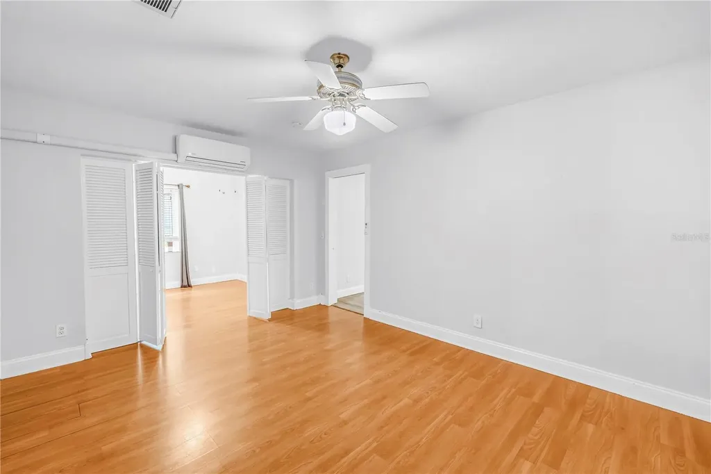 2856 65th Way N St Petersburg FL 33710