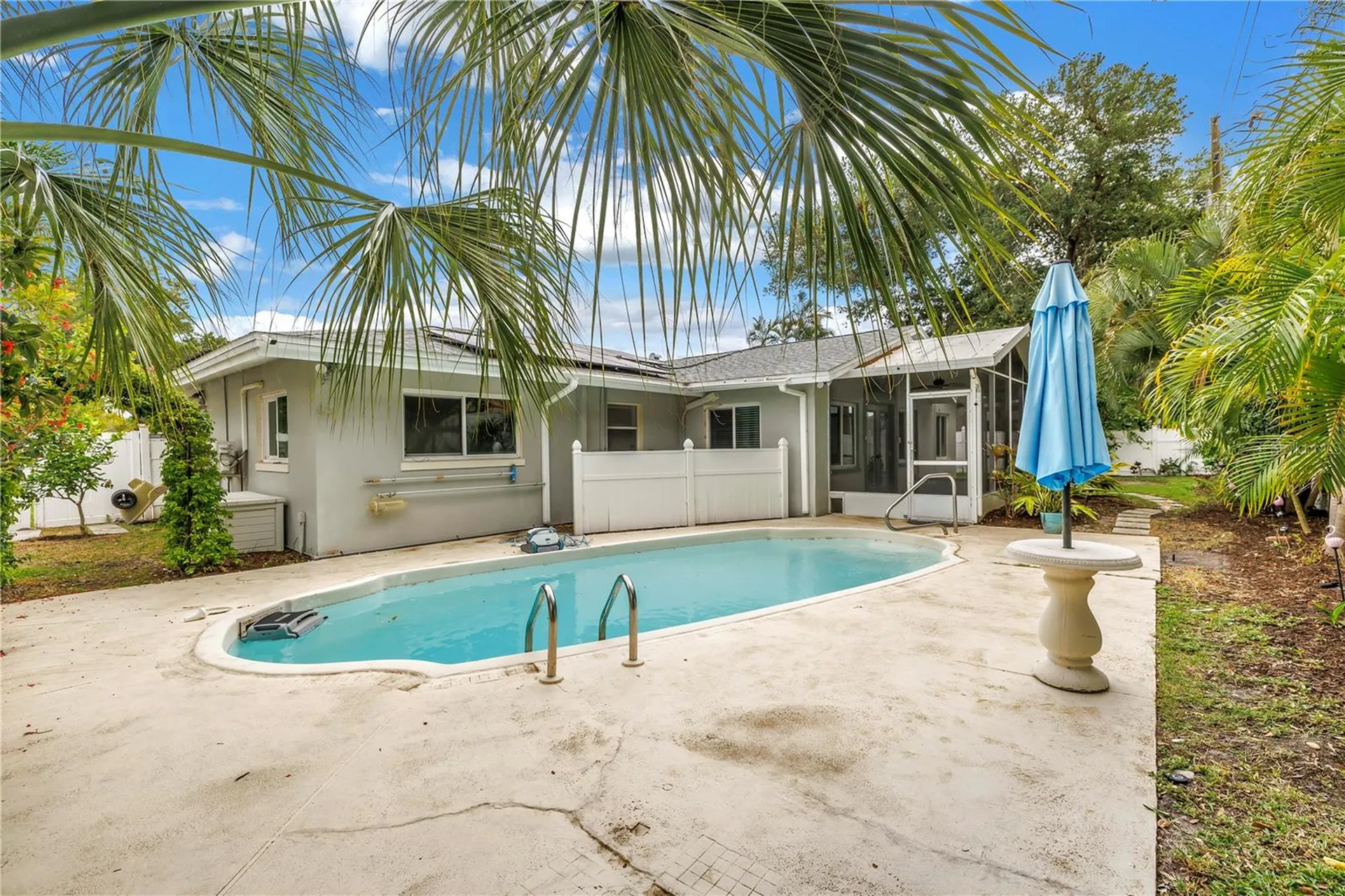 2856 65th Way N St Petersburg FL 33710