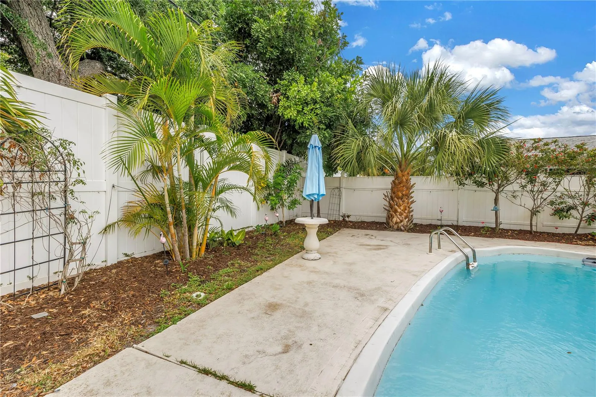 2856 65th Way N St Petersburg FL 33710