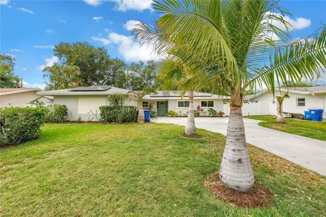 2856 65th Way N St Petersburg FL 33710