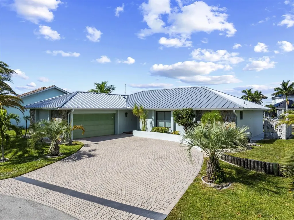 704 Bimini Lane Punta Gorda FL 33950