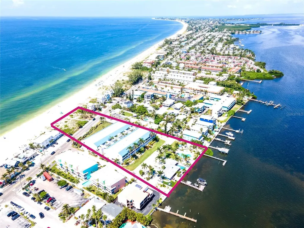 1007 Gulf Drive N Bradenton Beach FL 34217
