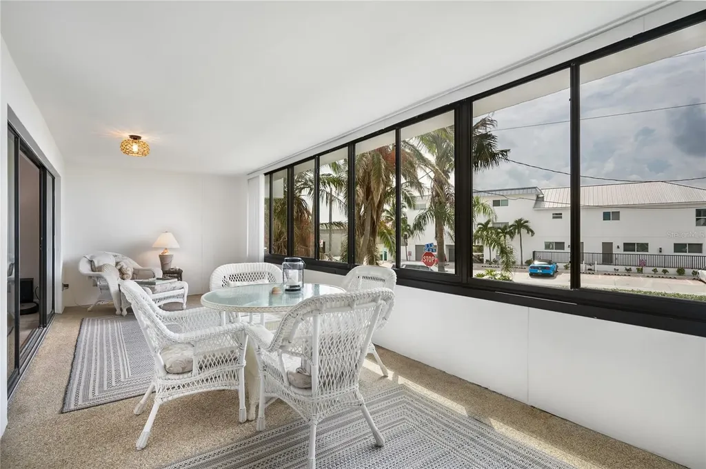 1007 Gulf Drive N Bradenton Beach FL 34217