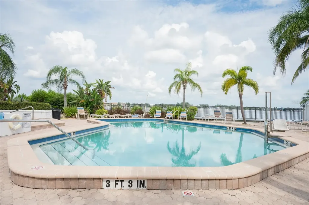 1007 Gulf Drive N Bradenton Beach FL 34217