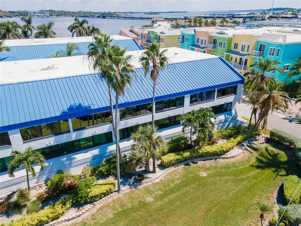 1007 Gulf Drive N Bradenton Beach FL 34217