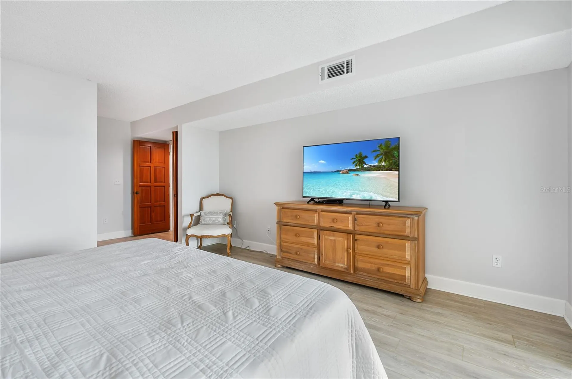 1007 Gulf Drive N Bradenton Beach FL 34217