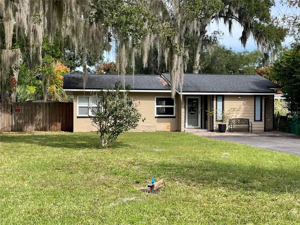 715 W Pennsylvania Avenue Deland FL 32720