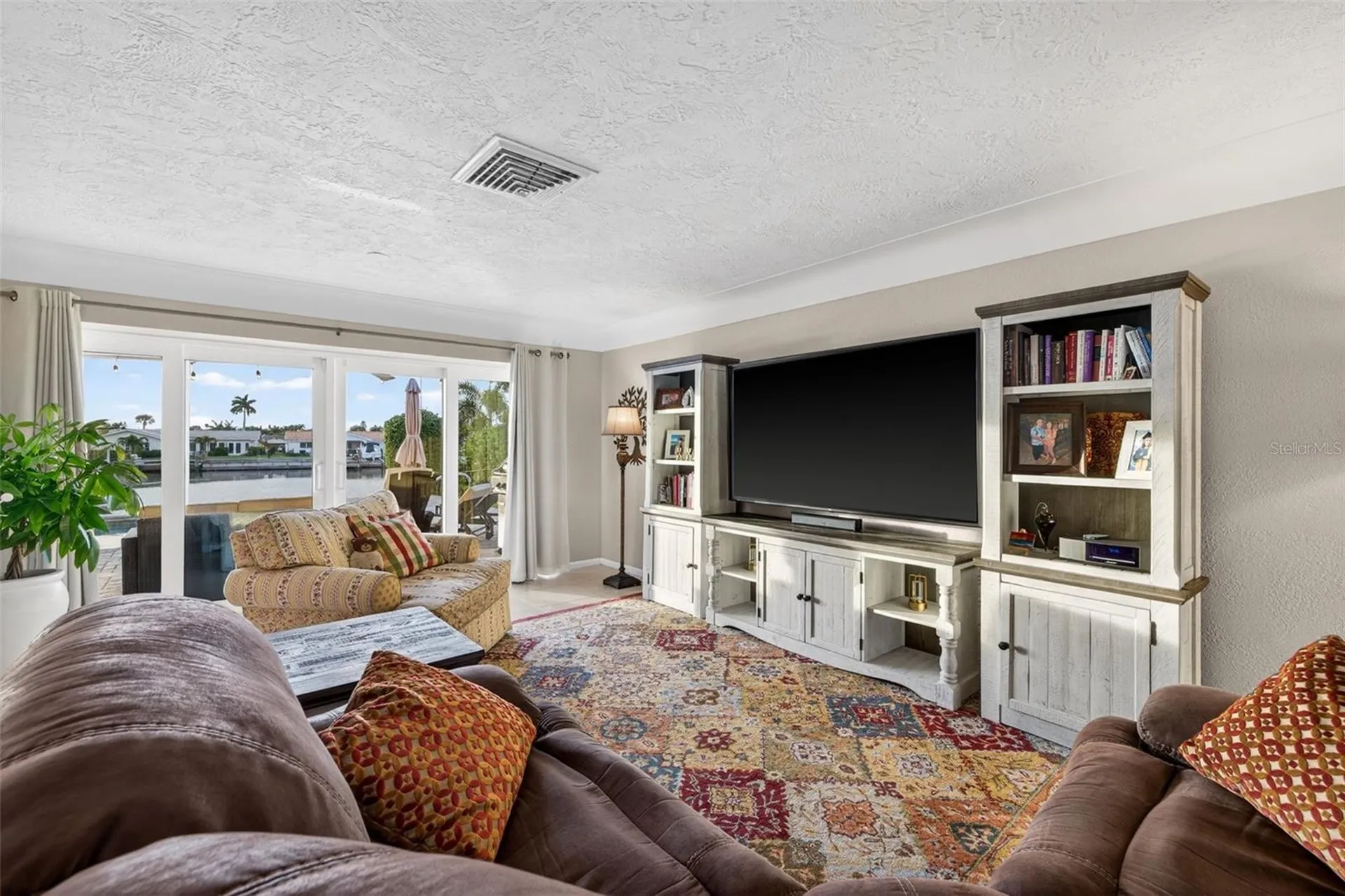 4712 Overlook Drive NE St Petersburg FL 33703