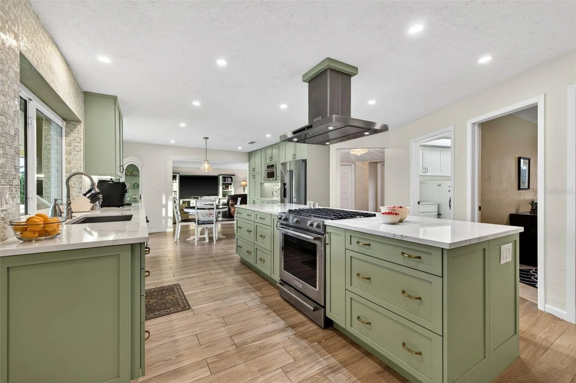 4712 Overlook Drive NE St Petersburg FL 33703