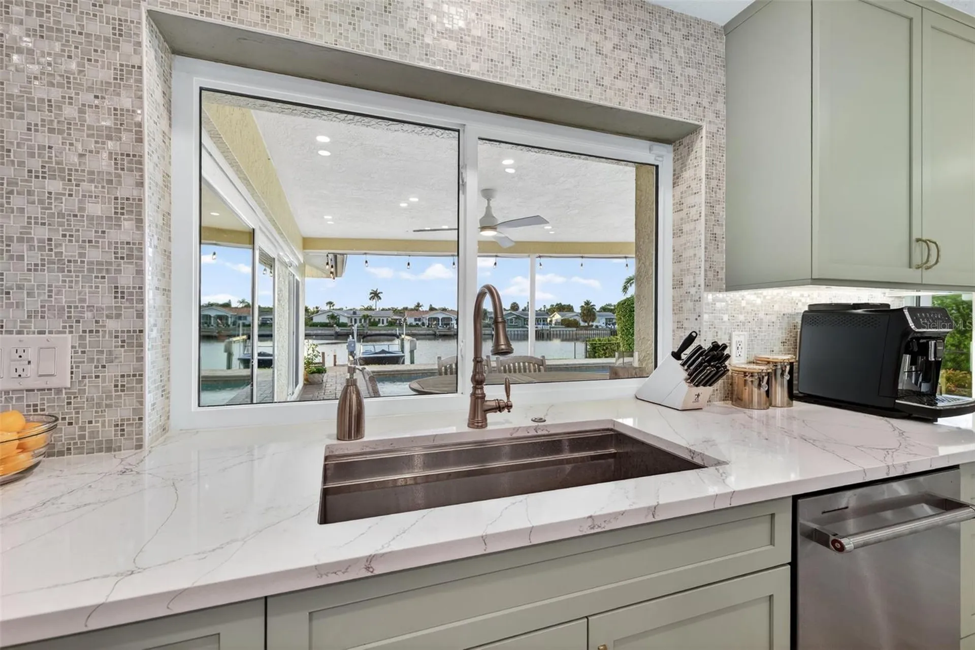 4712 Overlook Drive NE St Petersburg FL 33703