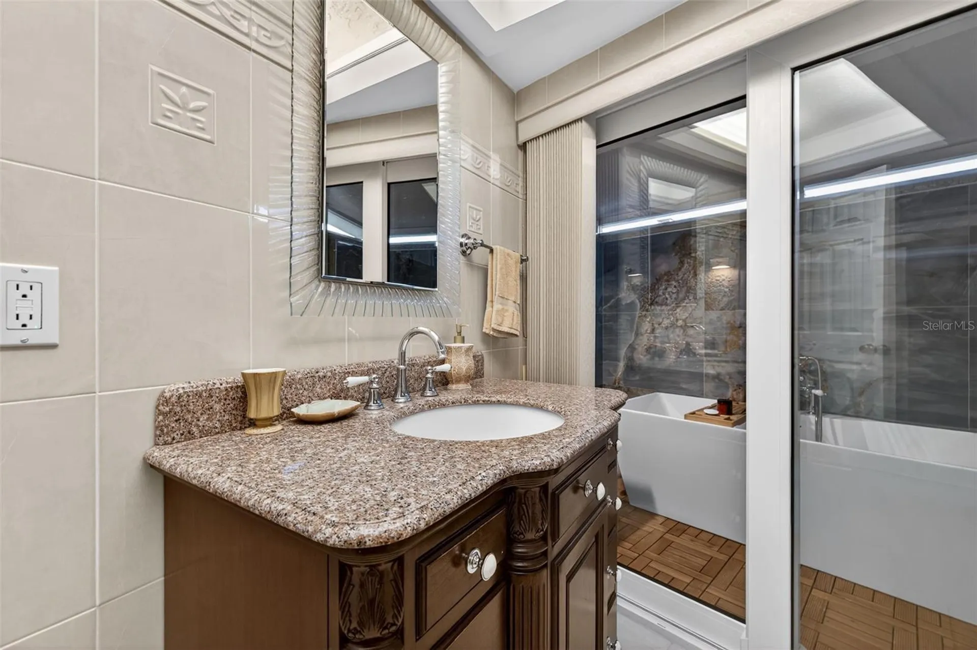 4712 Overlook Drive NE St Petersburg FL 33703