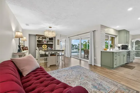 4712 Overlook Drive NE St Petersburg FL 33703