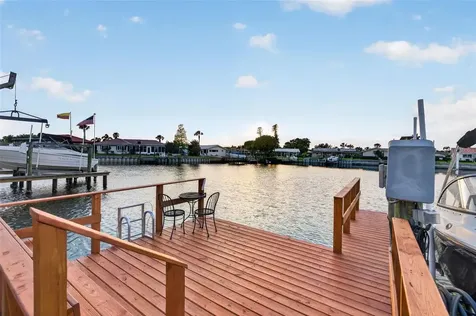 4712 Overlook Drive NE St Petersburg FL 33703