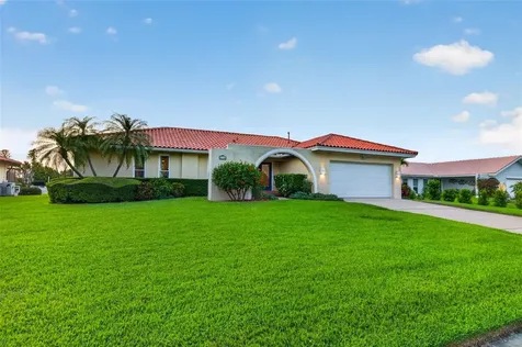 4712 Overlook Drive NE St Petersburg FL 33703